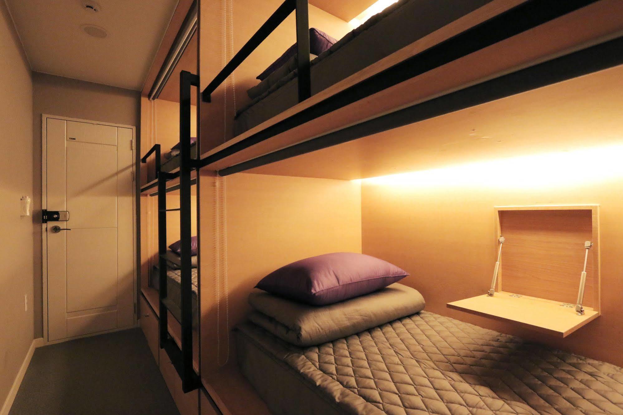 Blueboat Hostel Gyeongju Exteriör bild
