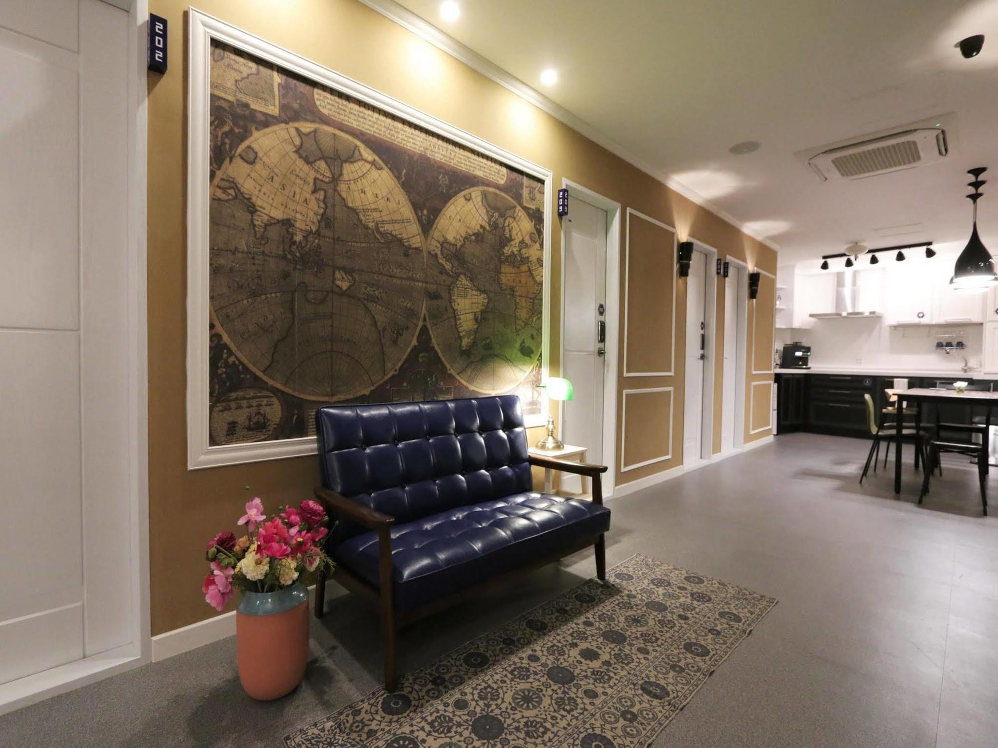 Blueboat Hostel Gyeongju Exteriör bild